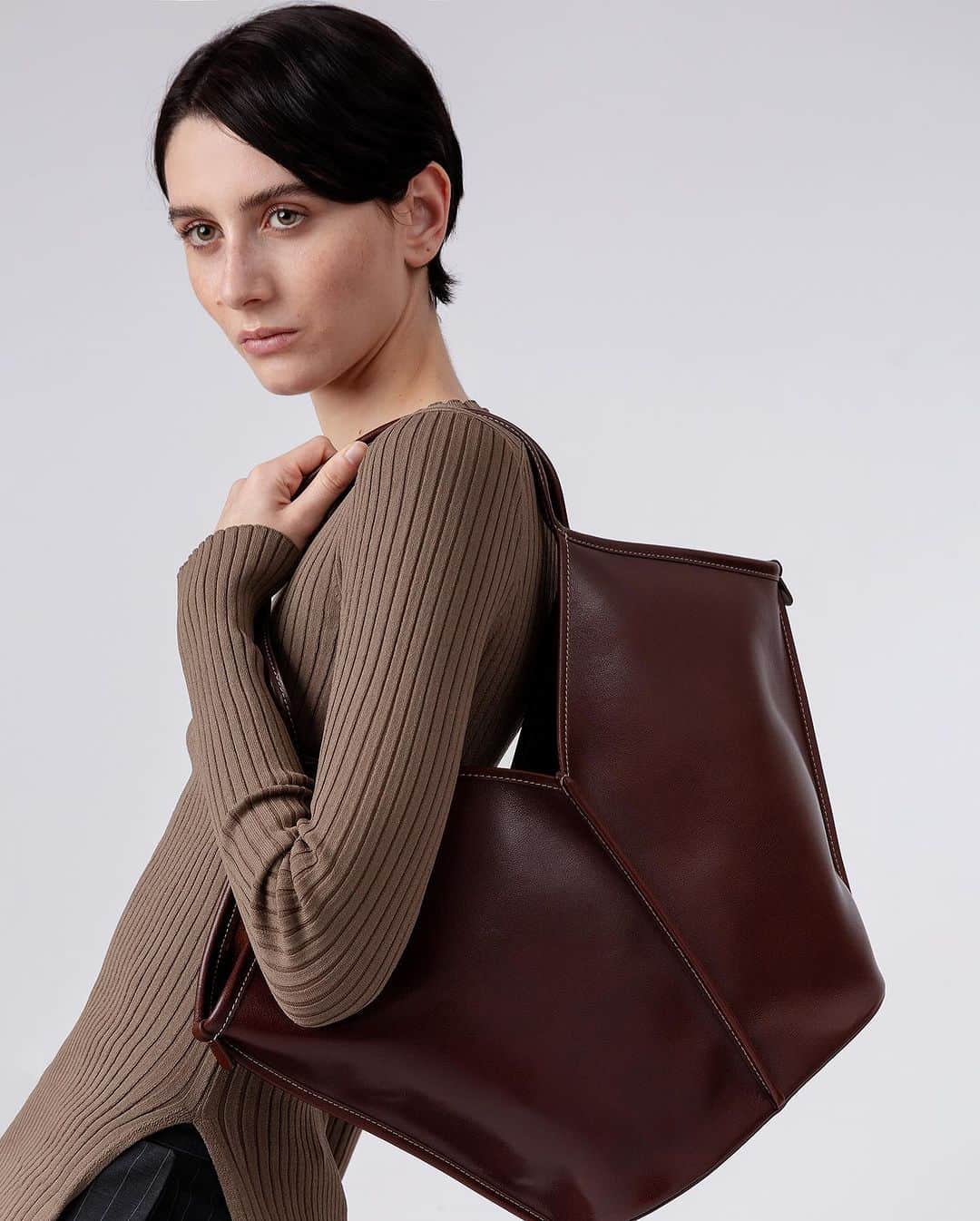 Fred Segalのインスタグラム：「A moment for @hereu_ bags.」