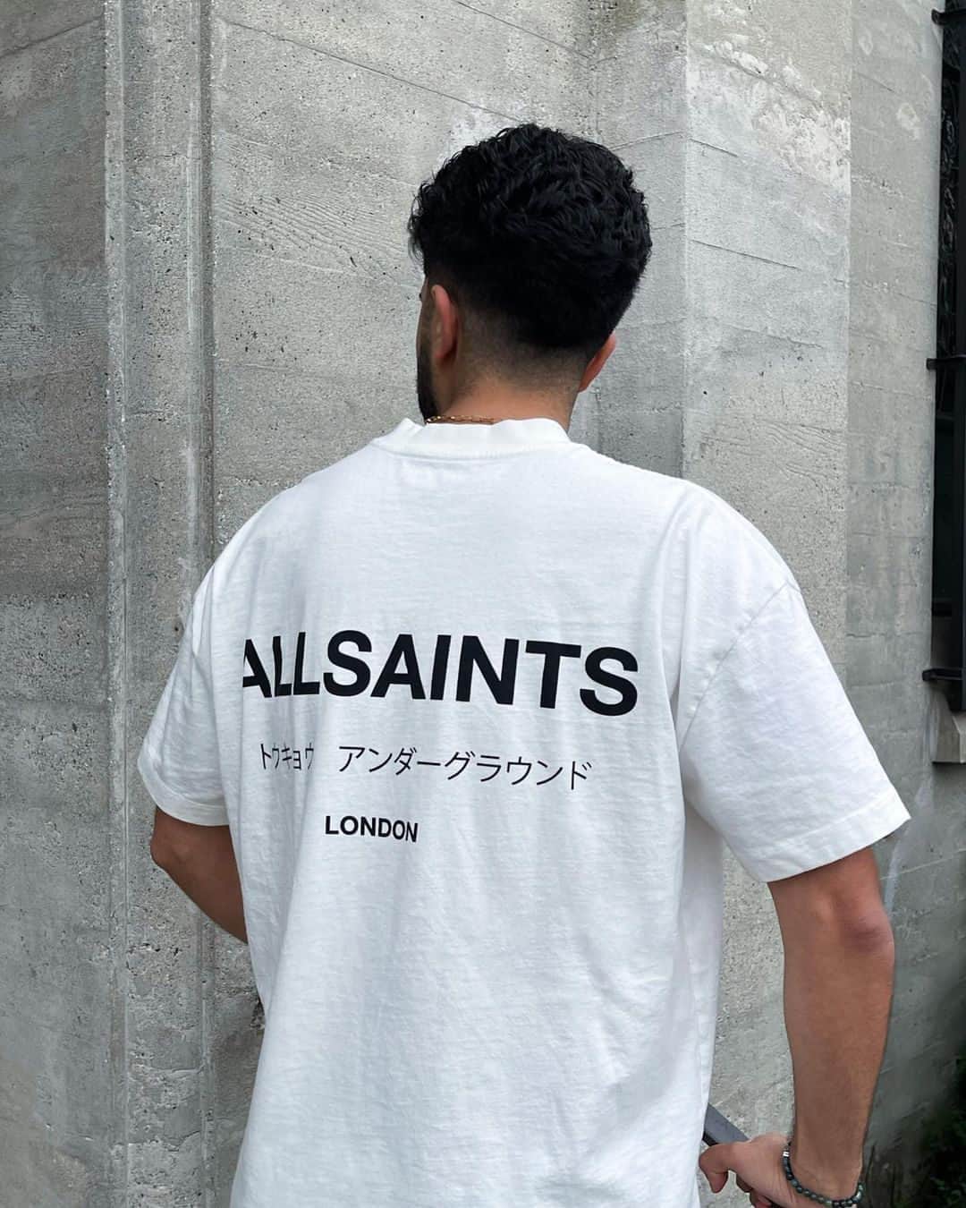 オールセインツのインスタグラム：「If you have an Underground shirt and didn’t snap a pic, do u really have an Underground shirt? @armindarbandi @imajicb12 @headshotpaul @kimimsnaoui @shop.hiz @ms.alexa @mengjiequ @sabz.a11i @dannywrightuk @ashleyshaase」