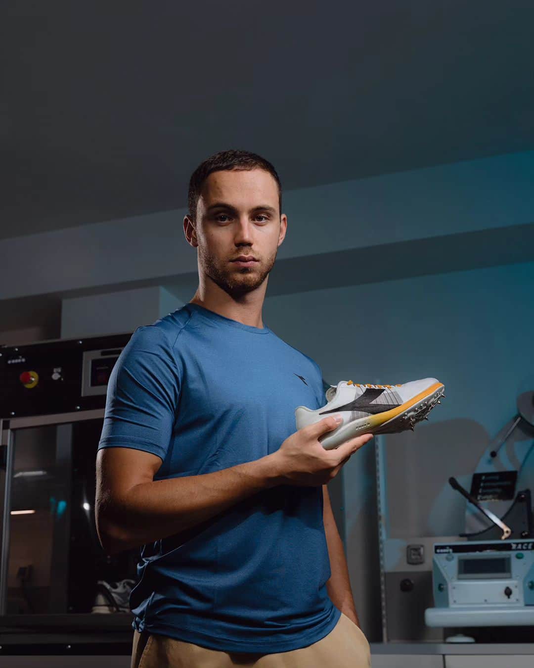 ディアドラのインスタグラム：「Samuele Ceccarelli is now part of the diadora team! This is the culmination of months of tireless work and collaboration between our Centro Ricerche Diadora, the athlete and his trainer, to develop the perfect shoe for sprinters.   #diadora」