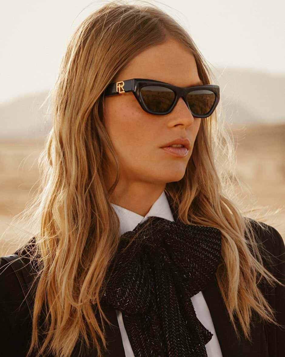V Magazineのインスタグラム：「Starring model @annaewers, #RalphLauren’s eyewear campaign offers a new look into the horizon of style.   Discover the RL Stacked Eyewear Collection by @RalphLauren now at the link in bio.」