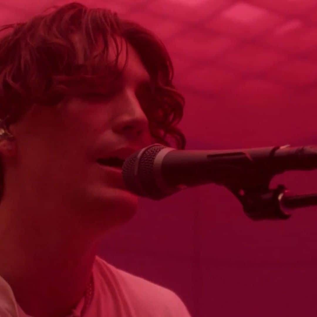 Vevoのインスタグラム：「Last month, @thisislany released their fifth studio album 'a beautiful blur.' The pop duo stopped by our studio for a performance of "It Even Rains In LA" ahead of their world tour kicking off next year. Watch it now.  ⠀⠀⠀⠀⠀⠀⠀⠀⠀ ▶️ [Link in bio]」
