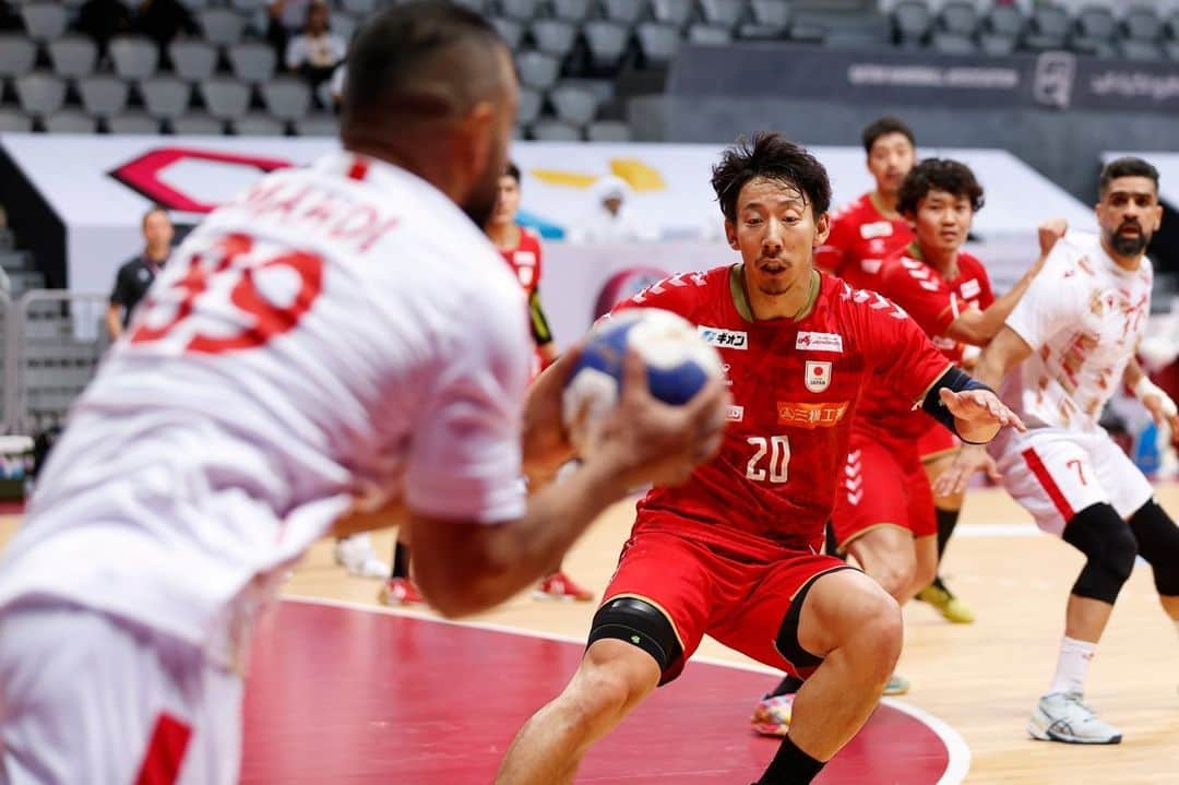 渡部仁さんのインスタグラム写真 - (渡部仁Instagram)「Asian Men’s Qualification for Olympic Games🇫🇷  🇯🇵-🇧🇭  photos by @tagucci42   #GoForParis2024 #彗星ジャパン  #salming  #bauerfeind」10月25日 2時38分 - jin.w20