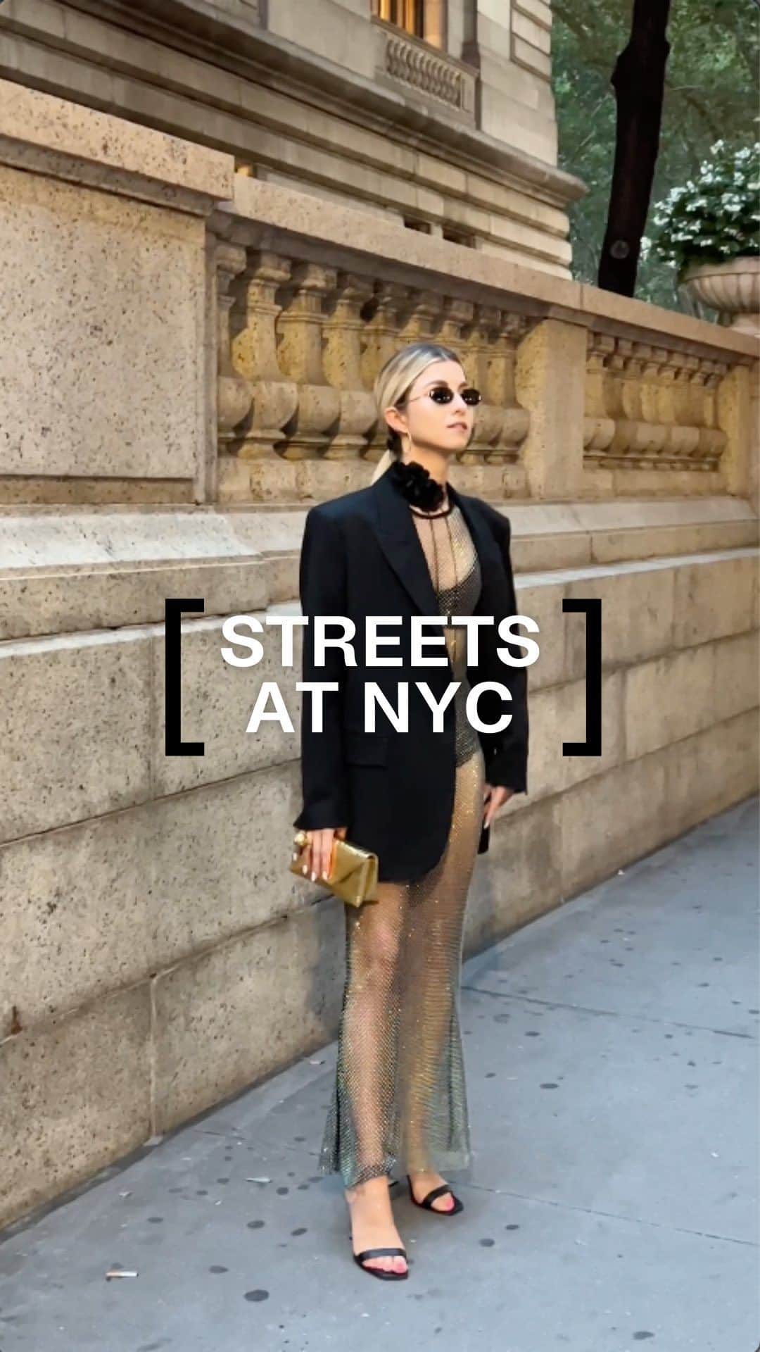 NYFW（ニューヨークファッションウィーク）のインスタグラム：「Streetstyle outside of #Coach SS24. #StreetsAtNYFW」