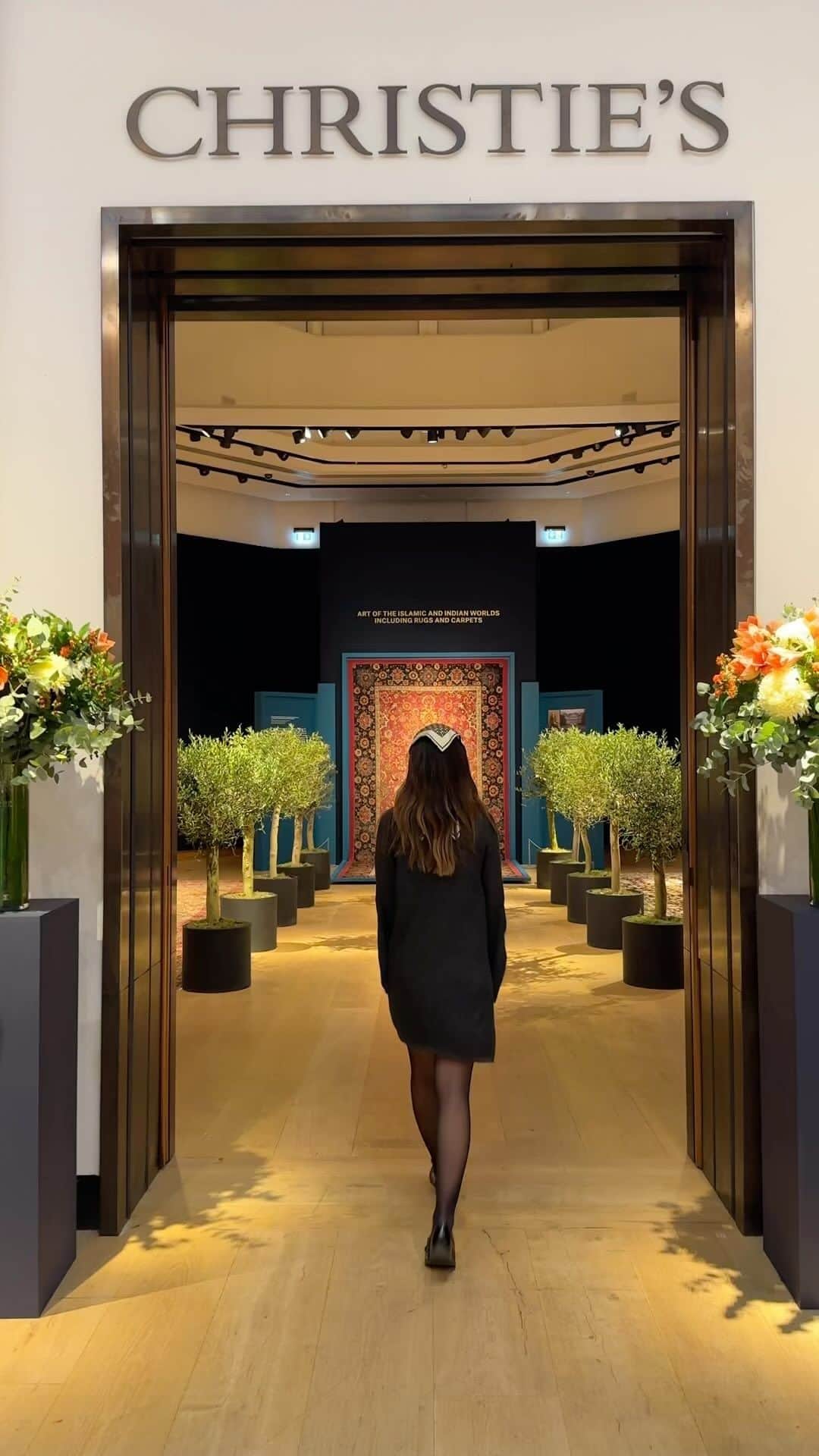 クリスティーズのインスタグラム：「Step inside Art of the Islamic and Indian Worlds at Christie’s✨  With objects spanning from the 9th to the 20th Century and representing a geographical area stretching from Spain through to Central Asia, the auction celebrates the high standards of craftsmanship that continue to be prized by collectors today.  Sale highlights include eighty rare and collectible rugs and carpets, with examples from the oases towns in East Turkestan, the silk workshops of the master weavers in Istanbul and the village looms in the Caucasus and central Anatolia.  ➡️ Explore sale highlights at Christie’s London Kings Street until 25 October.  🗓 Live Auction: 26 October 10:30 AM (BST)  #carpets #rugs #paintings #ceramics」