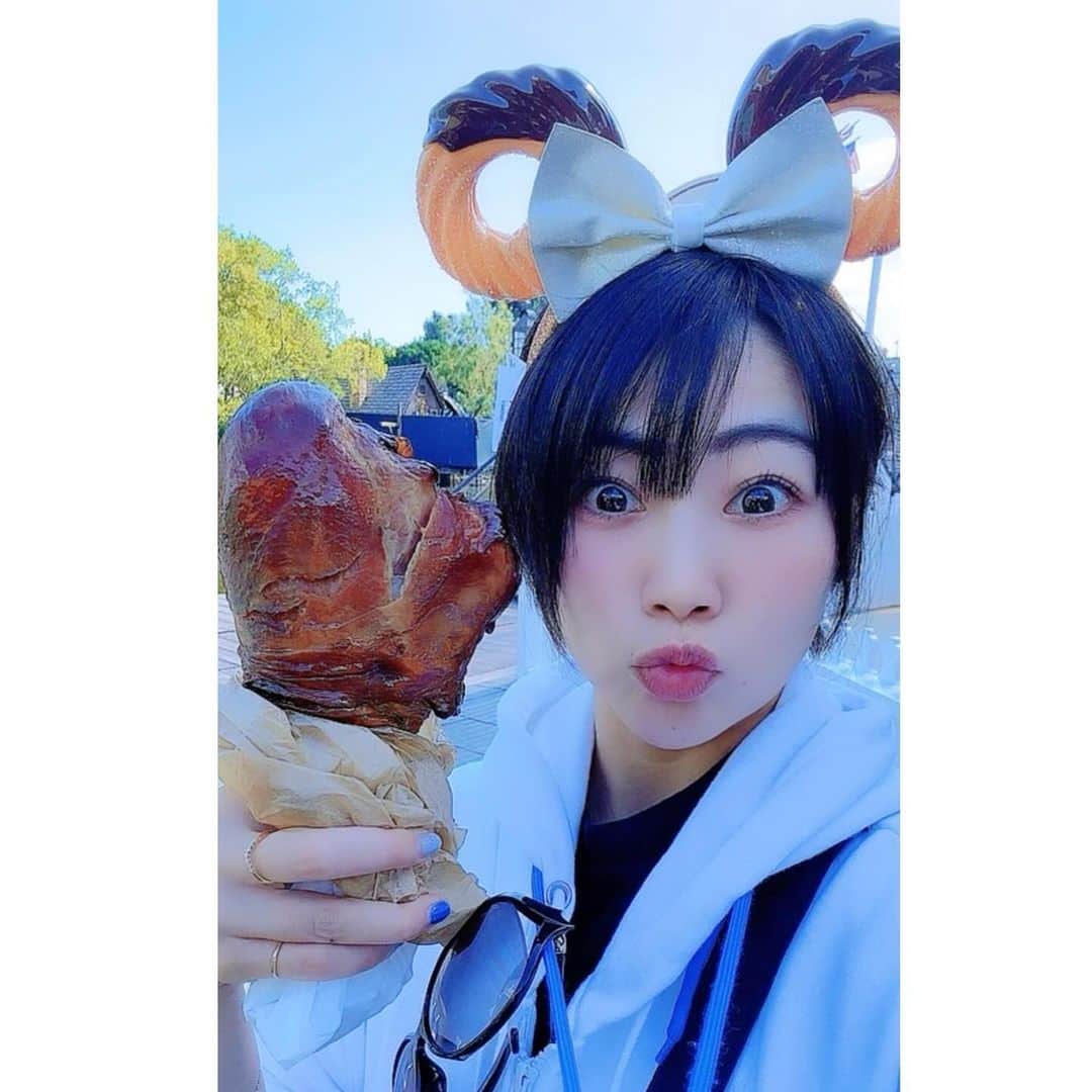 本間多恵のインスタグラム：「🇺🇸☆*:.｡. So big!!!🍗  #califórnia #Disney #america #dream #love」