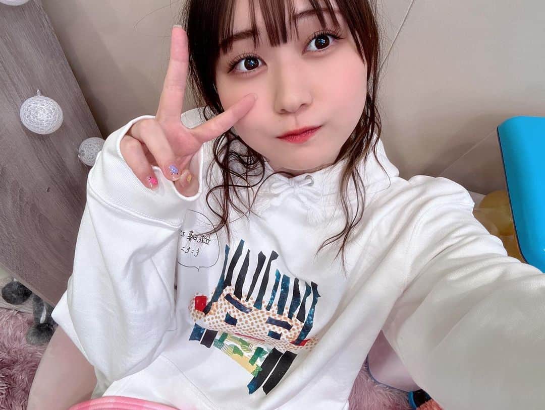 立花日菜のインスタグラム：「🎨 ⠀ もこげーアパレルグッズの事前販売は本日まで❣️」