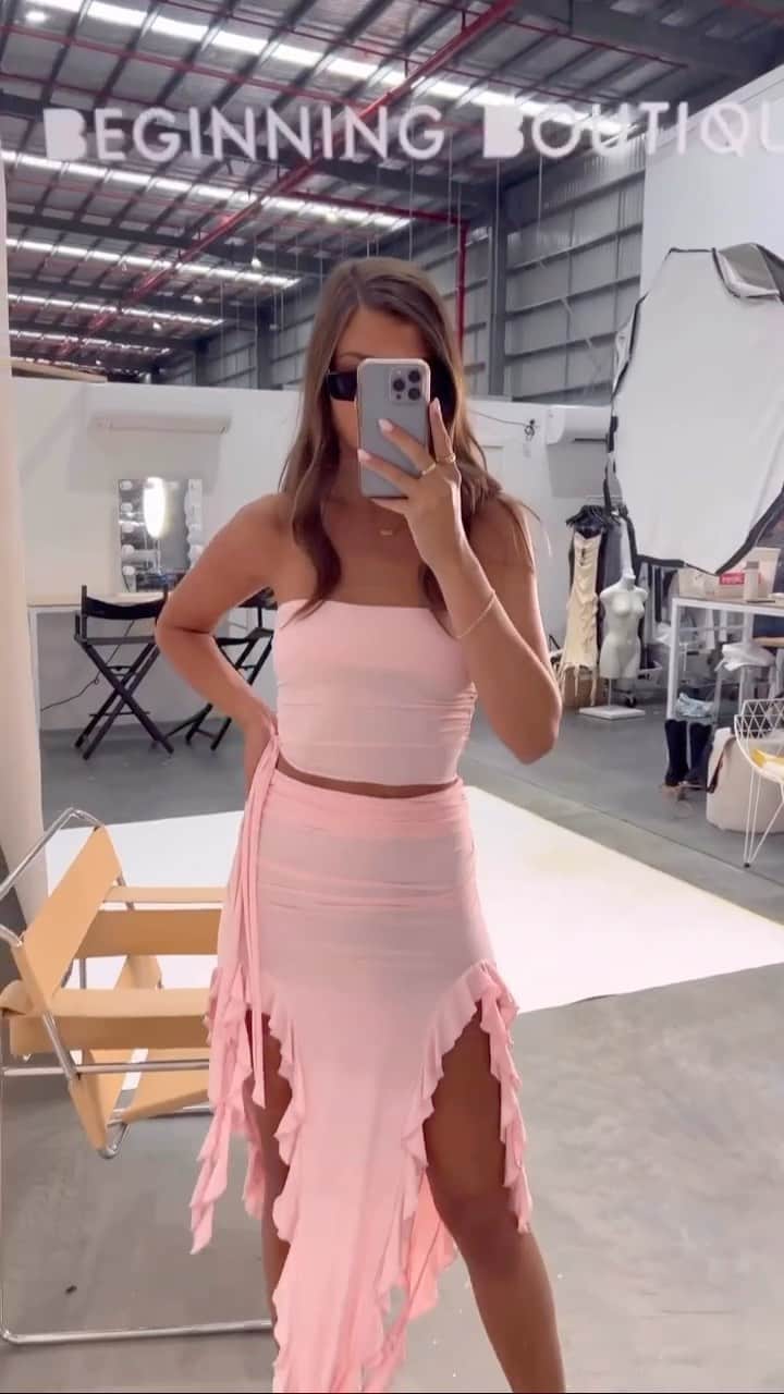 Beginning Boutiqueのインスタグラム：「Your favourite pink set is ON SALE 💓 Shop the best-selling Lioness Rendezvous Strapless Blush Top as part of our Frenzy 3 for $99 SALE ✨」