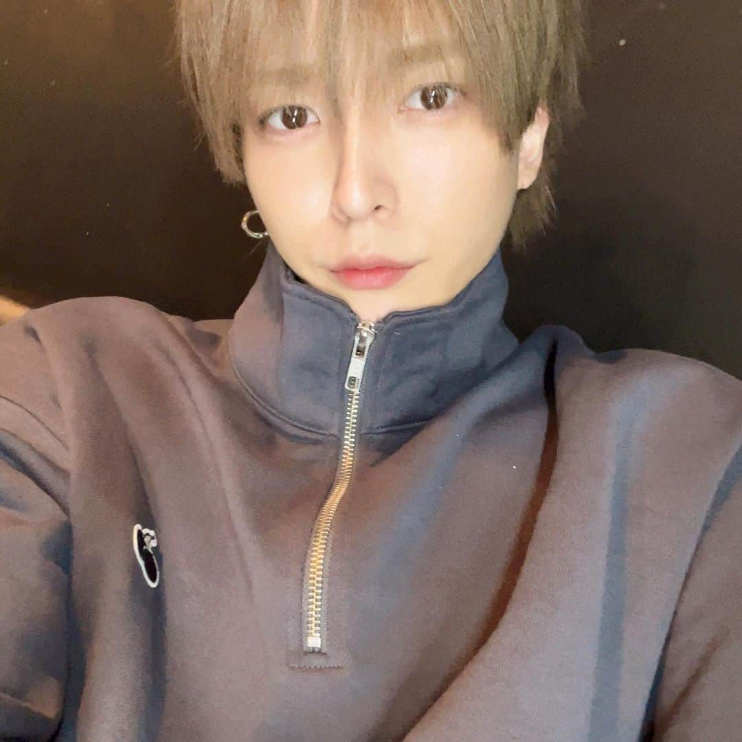 伊藤蓮のインスタグラム：「はじめてのハーフジップ🐡」