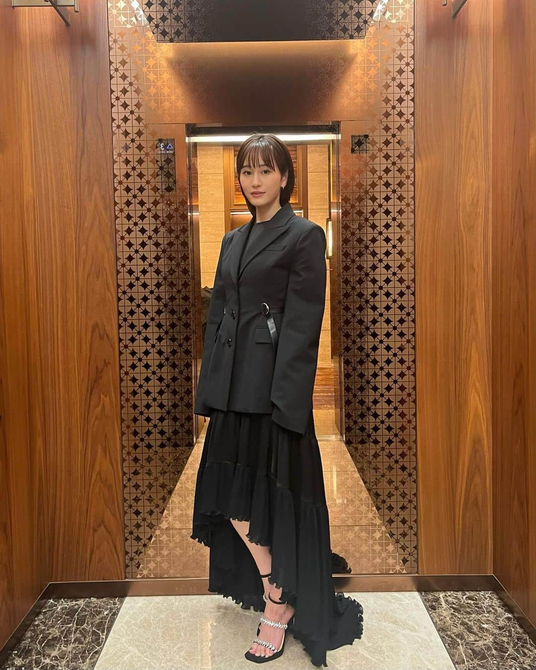 前田敦子のインスタグラム：「東京国際映画祭2023  @adeam @repossi @jimmychoo  スタイリスト @yusukearimoto  ヘアメイク @takahashi.riho   ＷＯＷＯＷ「連続ドラマＷ　ＯＺＵ ～小津安二郎が描いた物語～」11/12放送・配信スタート 毎週日曜午後10:00  第3話「非常線の女」に出演します⭐️ 原作：『非常線の女』（原作：ゼームス槇、脚色：池田忠雄、監督：小津安二郎） 脚本：高田亮 監督：松本優作 出演：前田敦子　高良健吾　片山友希　前田旺志郎　渡辺いっけい ／田中俊介　中井友望　白鳥晴都　二ノ宮隆太郎　山本一賢　近藤芳正　吹越満」