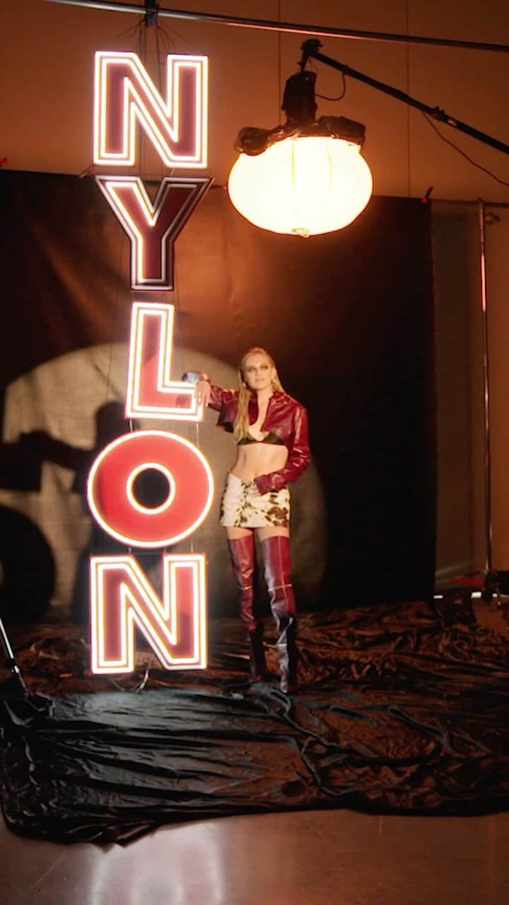 Nylon Magazineのインスタグラム：「One thing about @kelseaballerini? She’s gonna cry a minimum of 4x if the planets align just so. Watch the full video with our 2023 It Girl Issue cover star, at the link in bio.   Photographer: @ryanpfluger Stylist: @tiffanyreid Set Designer: @not.thestate Grooming/Hair: @davidvoncannon Makeup: @kdeenihan Manicure: @akinailsnyc Talent Bookings: @specialprojectsmedia Video: @xcalabre Associate Creative Director, Video: @samueljosephs Photo Director: @heartattackack Editor in Chief: @mccarthylauren SVP Fashion: @tiffanyreid SVP Creative: @karen.hibbert」