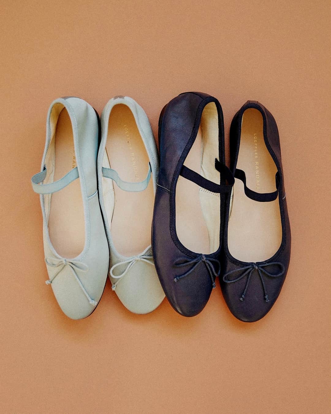 レフラーランドールのインスタグラム：「Leonie in two new blues #loefflerrandall」