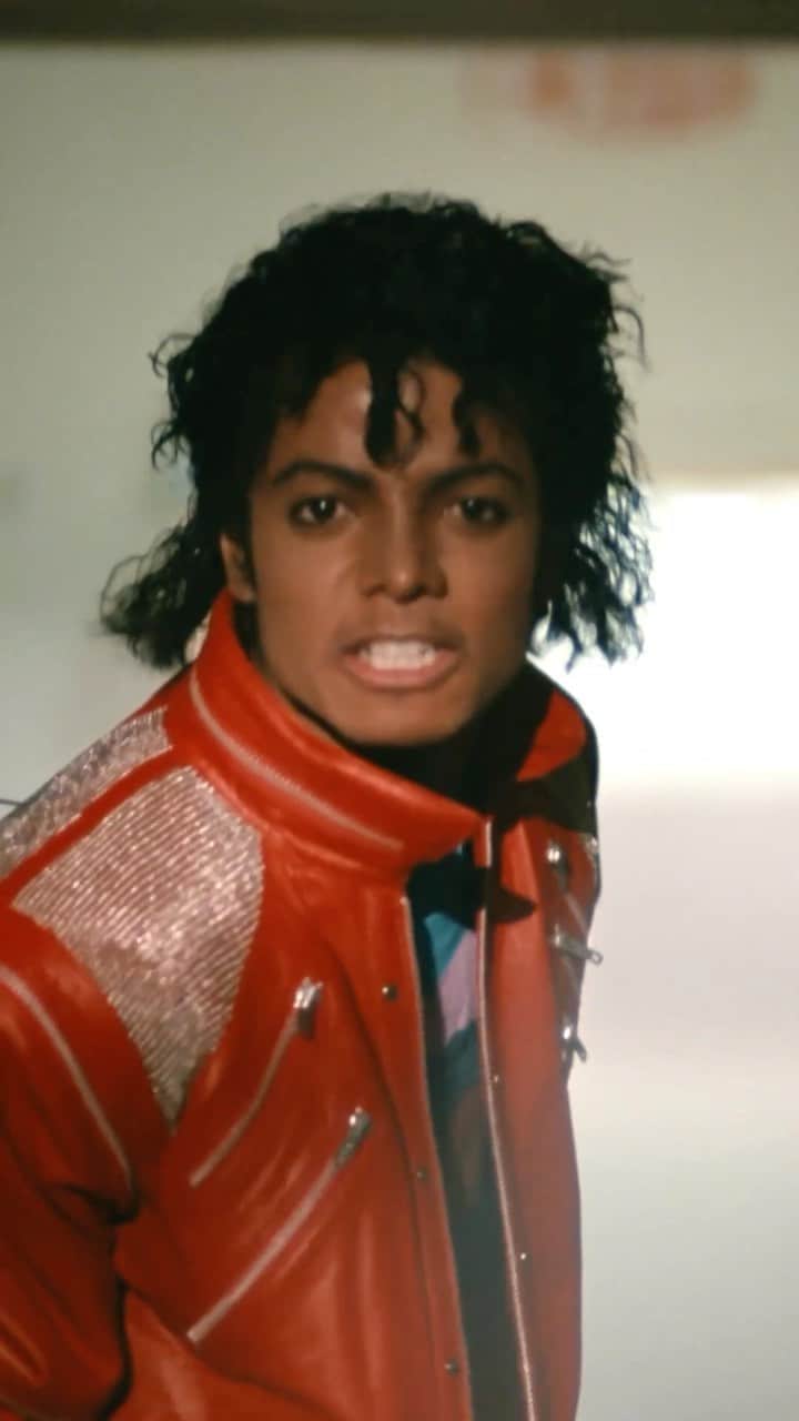 マイケル・ジャクソンのインスタグラム：「Experience the legendary ‘Beat It’ short film like never before in stunning 4K resolution. Head to Michael’s YouTube channel now and relive an essential moment in music history.」