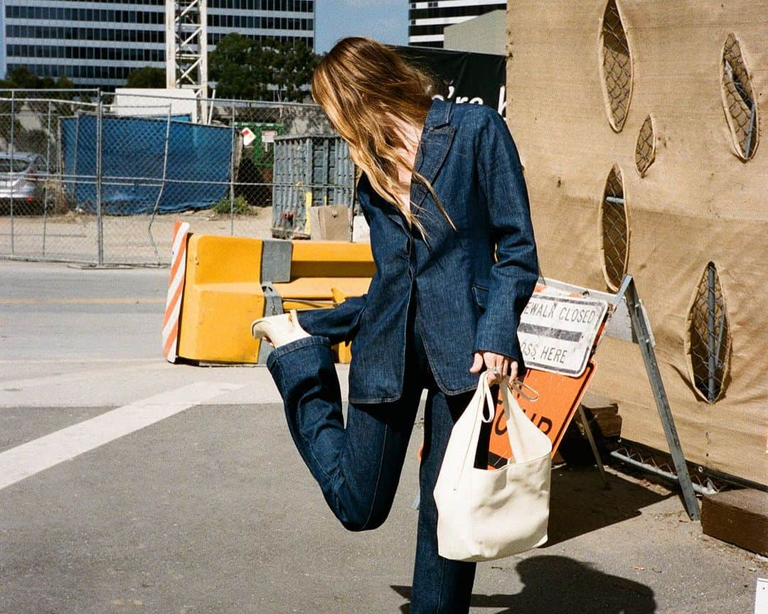 ロンハーマンさんのインスタグラム写真 - (ロンハーマンInstagram)「Introducing Juliette Labelle x Ron Herman.  ⠀⠀⠀⠀⠀⠀⠀⠀⠀ With an effortless yet nostalgic take on autumn in Los Angeles, Juliette wears a denim Simkhai suit with western-inspired Acne boots.  Shop Juliette’s edit online and at RH Melrose!」10月25日 7時17分 - ronhermanstore