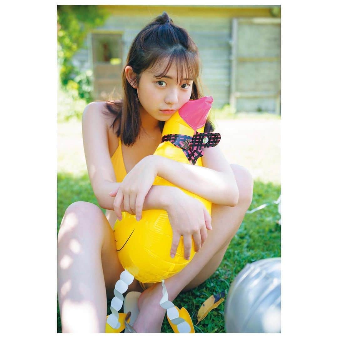 菊地姫奈さんのインスタグラム写真 - (菊地姫奈Instagram)「10/24(火)発売‼ ヤングチャンピオン22号の表紙・巻頭を飾らせて頂きました！ポップでかわいい写真が沢山です·͜· ︎︎ᕷチェックよろしくお願いします！」10月25日 7時55分 - hina_k_1019