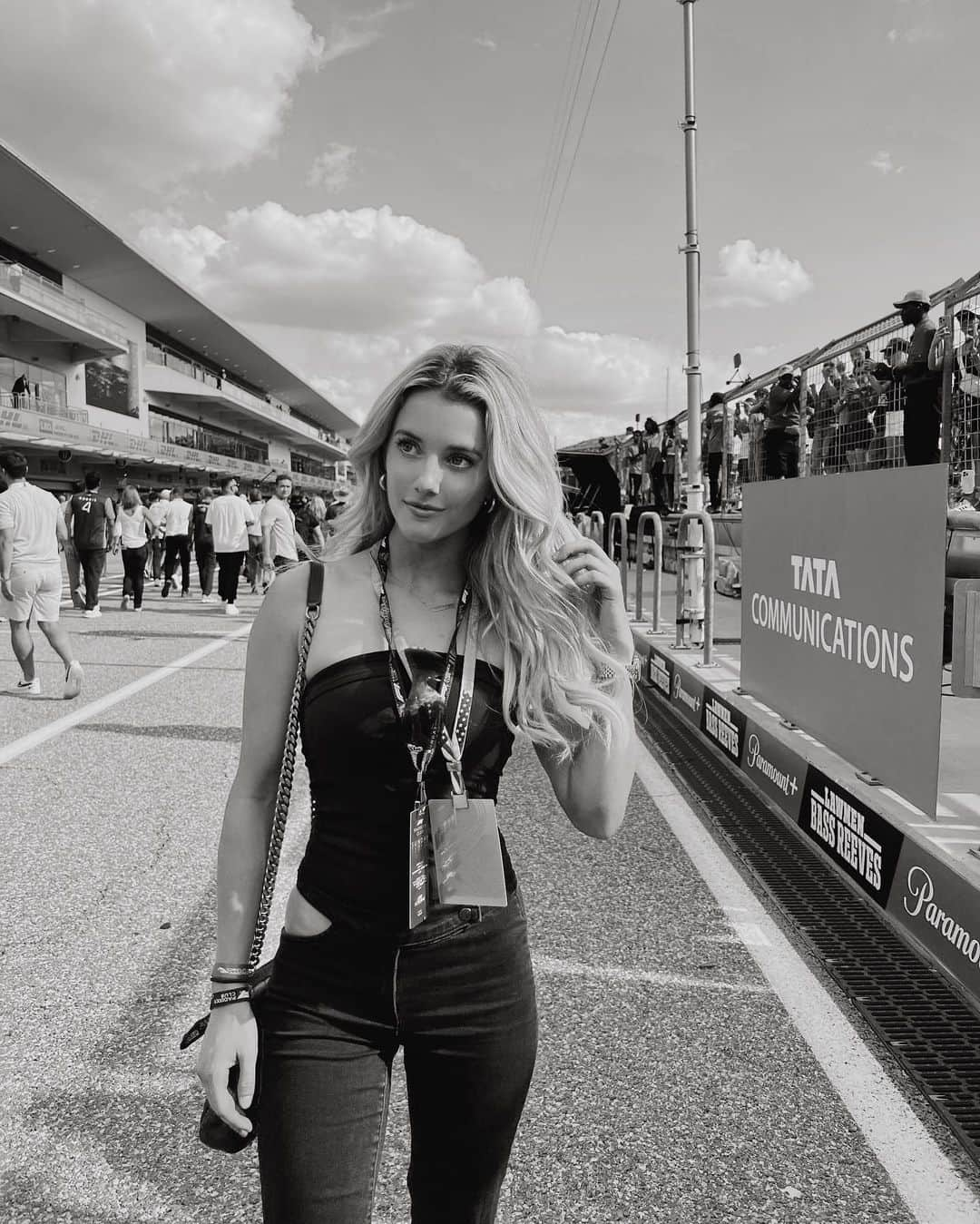 Lindsay Brewerさんのインスタグラム写真 - (Lindsay BrewerInstagram)「F1 Austin🤠❤️  Thank you @rafaracing.club @f1academy @harleeny for the experience!」10月25日 8時36分 - lindsaymariebrewer