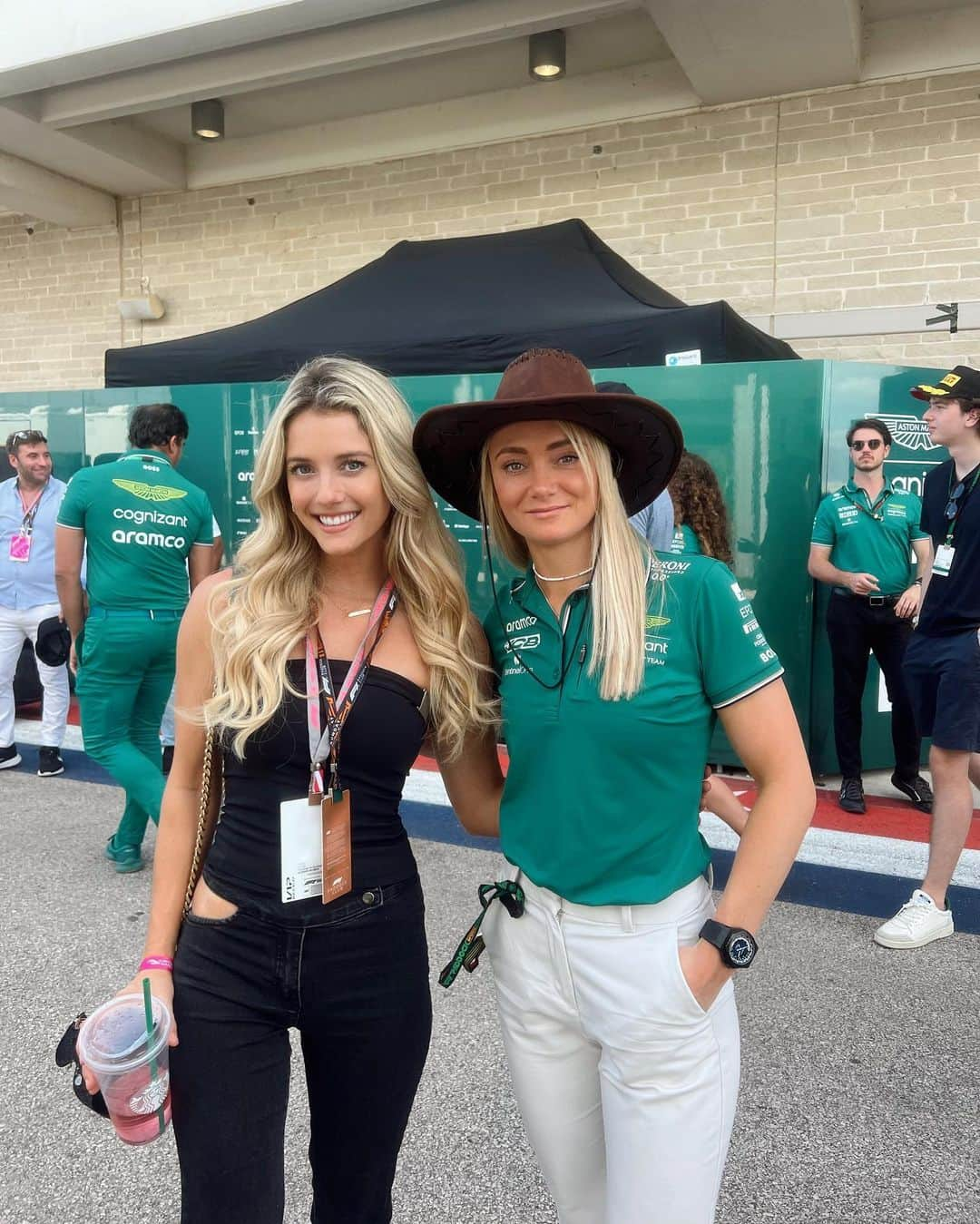 Lindsay Brewerさんのインスタグラム写真 - (Lindsay BrewerInstagram)「F1 Austin🤠❤️  Thank you @rafaracing.club @f1academy @harleeny for the experience!」10月25日 8時36分 - lindsaymariebrewer