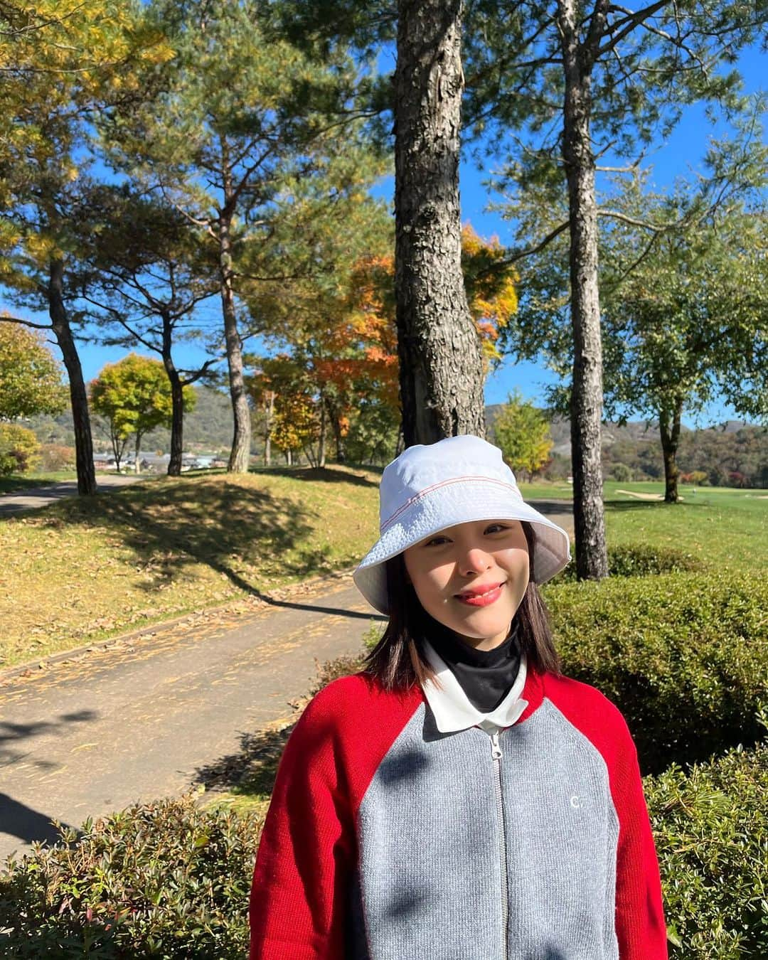 イ・ヨニさんのインスタグラム写真 - (イ・ヨニInstagram)「❤️⛳️」10月25日 10時51分 - yeonhee.luv