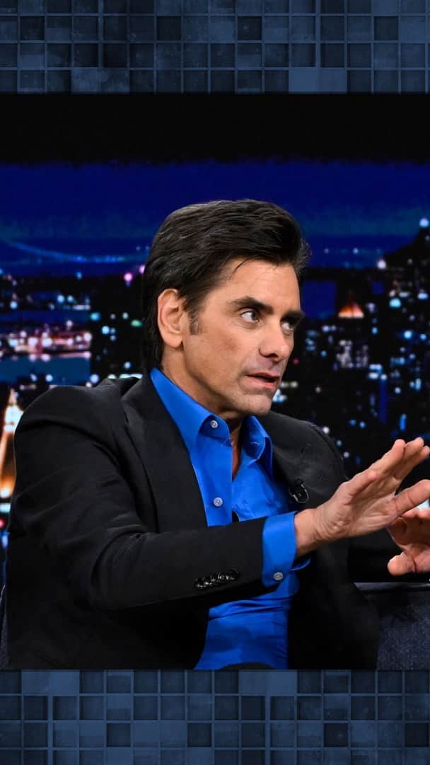 ジョン・ステイモスのインスタグラム：「@johnstamos remembers his last night with Bob Saget: “If you have a chance, if you’re with someone you love, someone you care about, stay a little longer. Have the cake, have some coffee.” #FallonTonight」