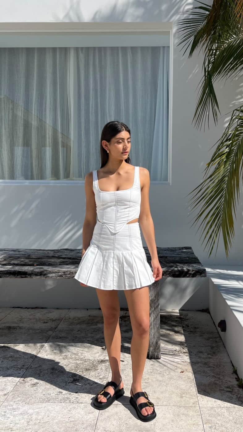 SABO SKIRTのインスタグラム：「Say hello to the Koralie Top + Skirt 🤍 New this week! #sabo」