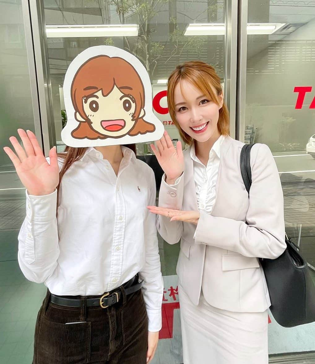 瀬戸早妃さんのインスタグラム写真 - (瀬戸早妃Instagram)「TAC本社のYouTubeチャンネルに出演されている、いち子ちゃんにお会いしました🥰 @tacpub   素顔もと〜っっても可愛かったです❤️️  FP試験に興味のある方は皆さんチェックされてみてくださいね❣️  #資格の学校TAC #TAC #FP #ファイナンシャルプランナー #ファイナンシャルプランニング技能士 #国家資格」10月25日 13時48分 - plievesaki