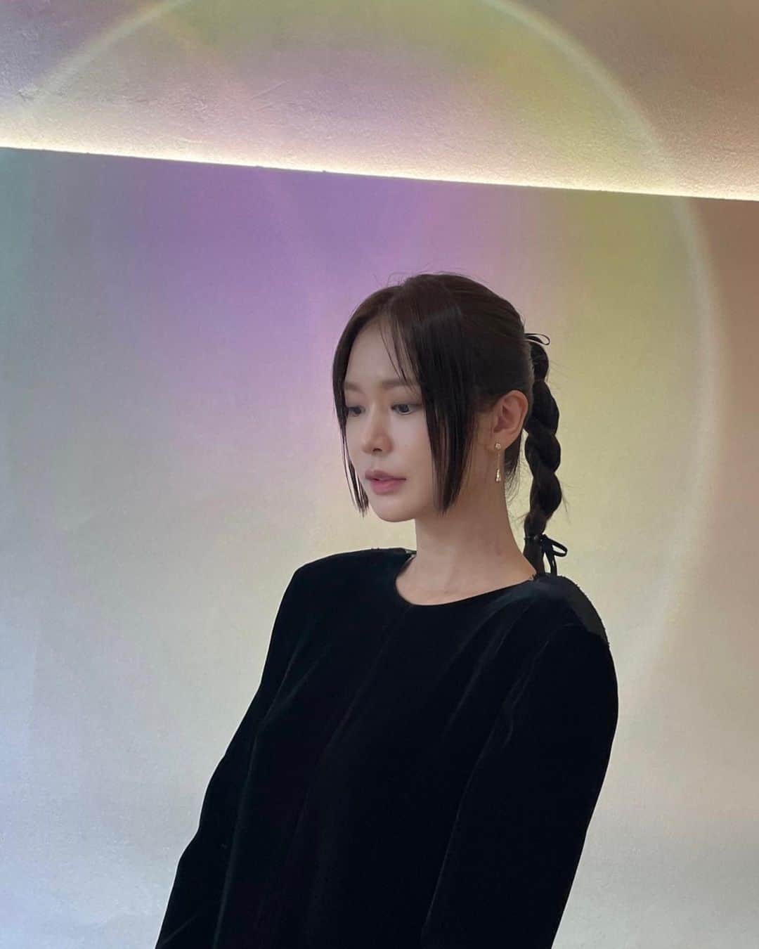 チョン・ユジンさんのインスタグラム写真 - (チョン・ユジンInstagram)「🖤」10月25日 13時50分 - eugene__jung