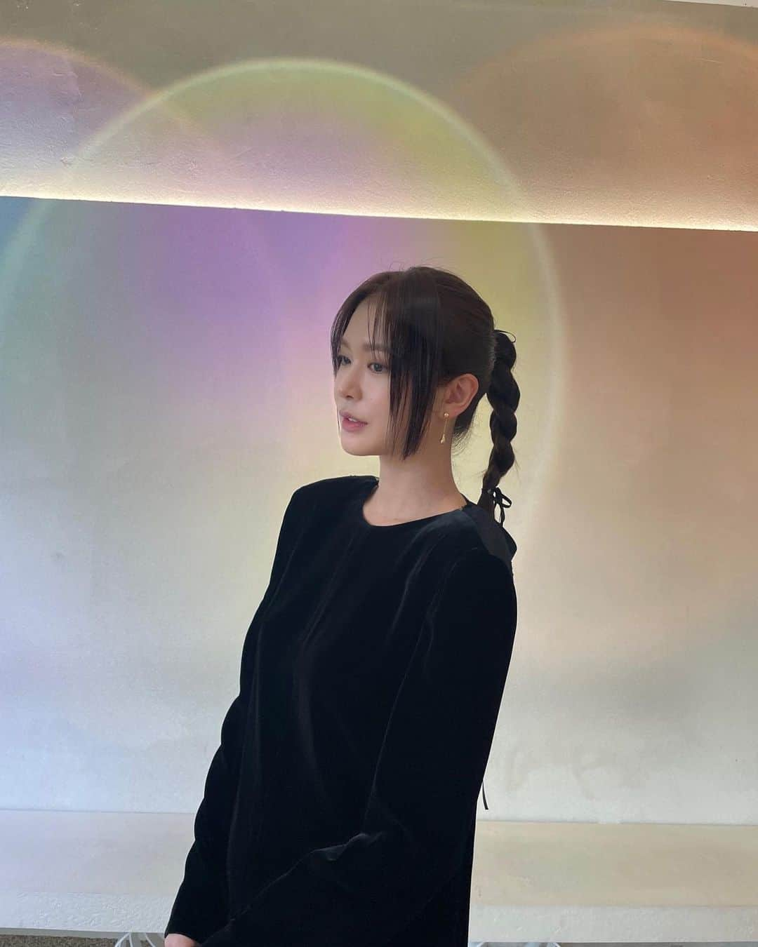 チョン・ユジンさんのインスタグラム写真 - (チョン・ユジンInstagram)「🖤」10月25日 13時50分 - eugene__jung