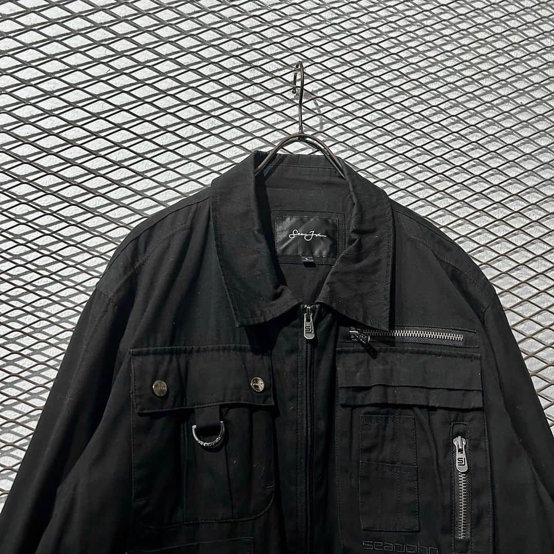 dudeさんのインスタグラム写真 - (dudeInstagram)「【 NEW ARRIVAL 】 ・ Sean John - Zip-up Design Jacket ・ ・ ・ こちらの商品はdudeアカウントプロフィールのURL「dude online」より通販可能な商品となっております ・ @dude_harajuku @dude_harajuku_daily」11月23日 18時06分 - dude_harajuku