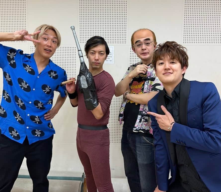 むらせのインスタグラム：「天下無敵の爆裂ライブ、なゆた浜北🥟🐟🍵レッツゴーよしまさくんと、わらふぢなるおさん、お見送り芸人しんいちさんと🎸 #浜松餃子食べて帰りたい🥟 #むつぎく餃子が行列ww」
