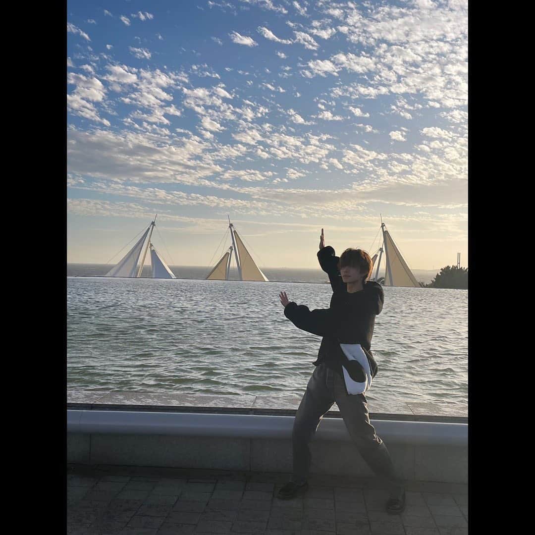 林奇跡さんのインスタグラム写真 - (林奇跡Instagram)「いっぱいどーぞ！🫠👑  水族館行ってきた！彼女目線ってやつ？？  #水族館  #水族館デート  #林奇跡 #エモい」11月23日 18時15分 - h__kiseki
