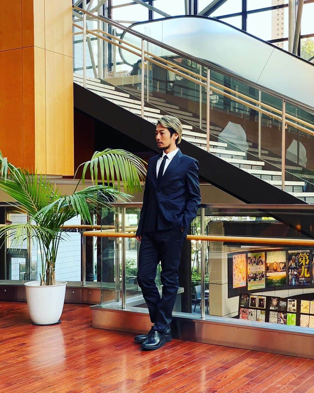 福士誠治さんのインスタグラム写真 - (福士誠治Instagram)「◯舞台「インヘリタンスー継承ー」 大阪公演　 福士誠治先行受付詳細  受付日時：11月25日(土)10:00～11月29日(水)23:59  受付対象公演：大阪公演全公演 受付席種：セットチケット、シングルチケット受付 枚数制限：お一人様4枚まで 当選メール：12月2日(土)12:00 受付URL：https://pia.jp/v/iht24fc-o/  ◯「インヘリタンスー継承ー」 北九州公演　福士誠治抽選先行受付詳細  ◎受付期間：2023/11/28(火) 11:00～2023/12/04(月) 11:00 ◎抽選日：2023/12/05(火) ◎当落結果発表日時：2023/12/05(火) 18:00  https://w.pia.jp/s/inheritance24fs/  #福士誠治 #インヘリタンス #先行発売 #舞台 #演劇 #池袋芸術劇場 #プレイハウス」11月23日 9時47分 - seiji_fukushi