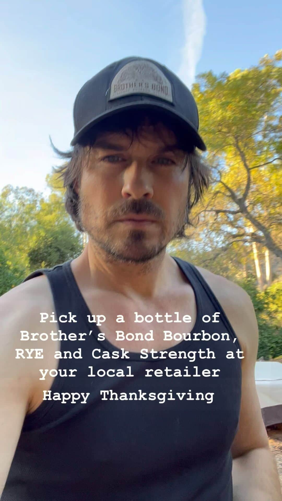 イアン・サマーホルダーのインスタグラム：「Pick up a BOTTLE OF OUR @brothersbondbourbon BOURBON AT YOUR LOCAL RETAILER tonight or tomorrow Take a photo sharing it with family and tag me so I can see you BONDING. I really hope to be a part of bonding and sharing with friends and family for Thanksgiving. From my house to your house- HAPPYThanksgiving.  Must be 21 to buy! Please bond responsibly!」