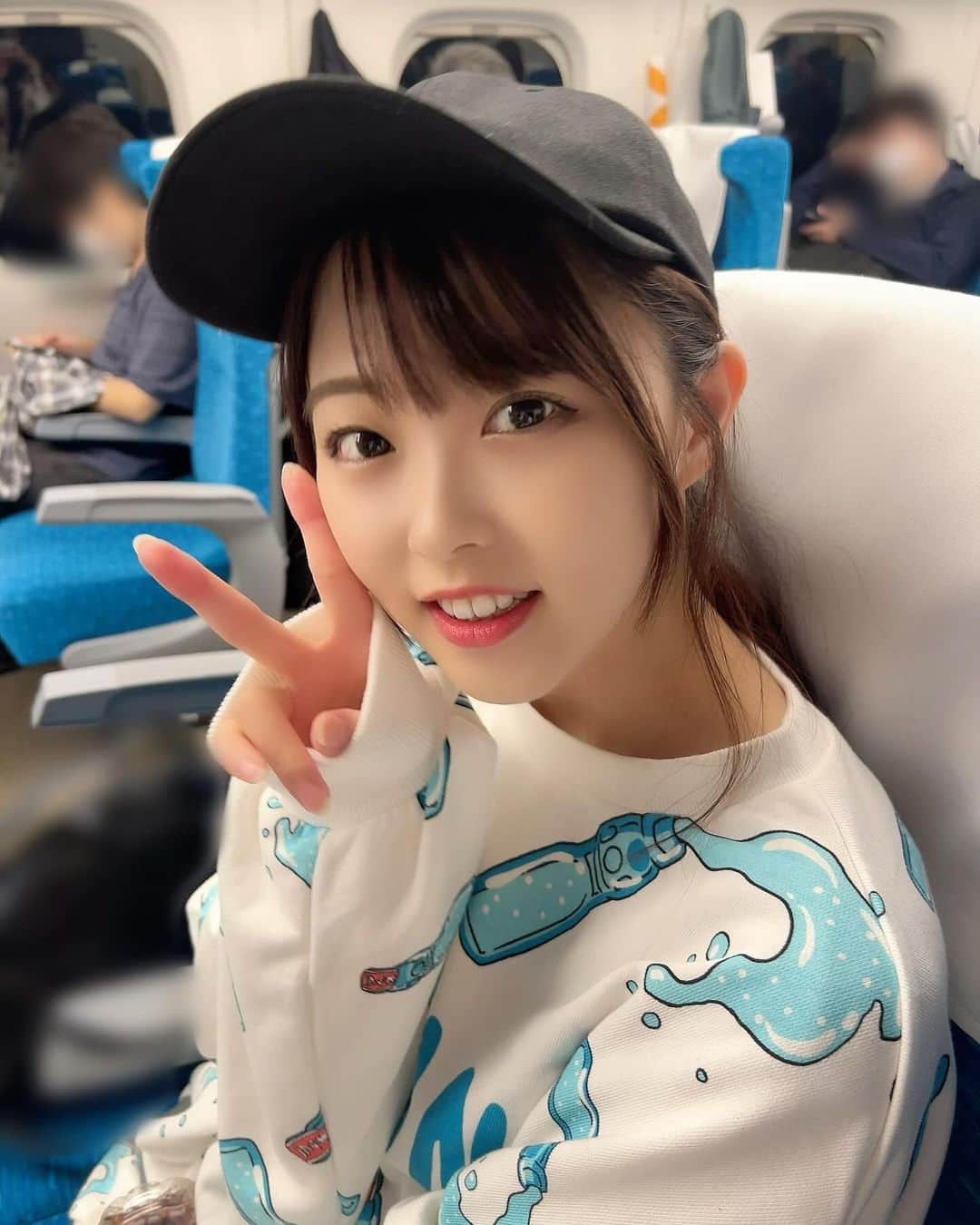 船戸ゆきののインスタグラム：「毎日快適移動したいどこでもドアほしいおはようございます」
