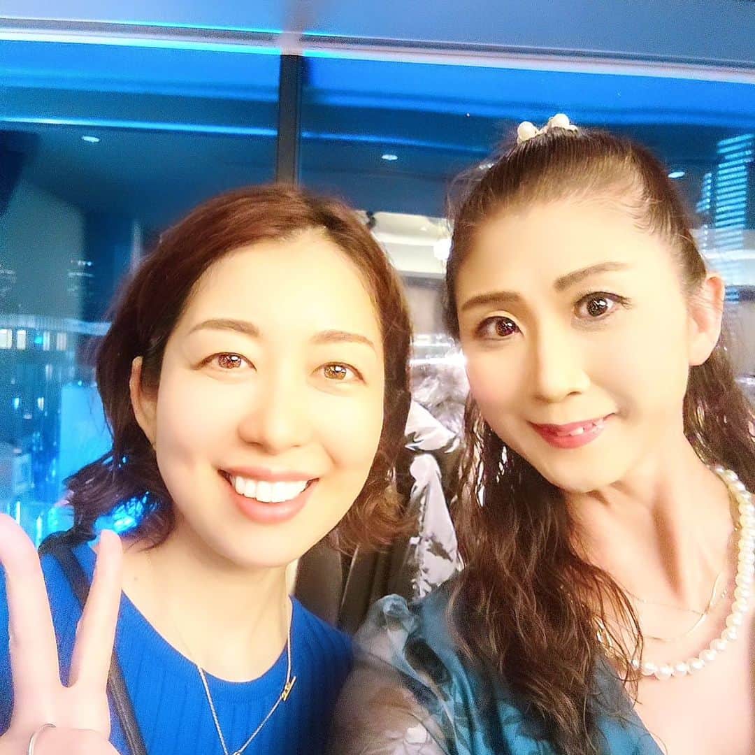 吉岡奈々子さんのインスタグラム写真 - (吉岡奈々子Instagram)「《獺祭✕フレンチ✕KAKKY》という事で、獺祭Blueのパーティに呼んで頂きました🥂お久しぶり✨な方達や沢山の出会いがあり、とても楽しい時間を過ごせました✨ドレスコードはBlue🩵」11月23日 10時43分 - nanakoyoshioka