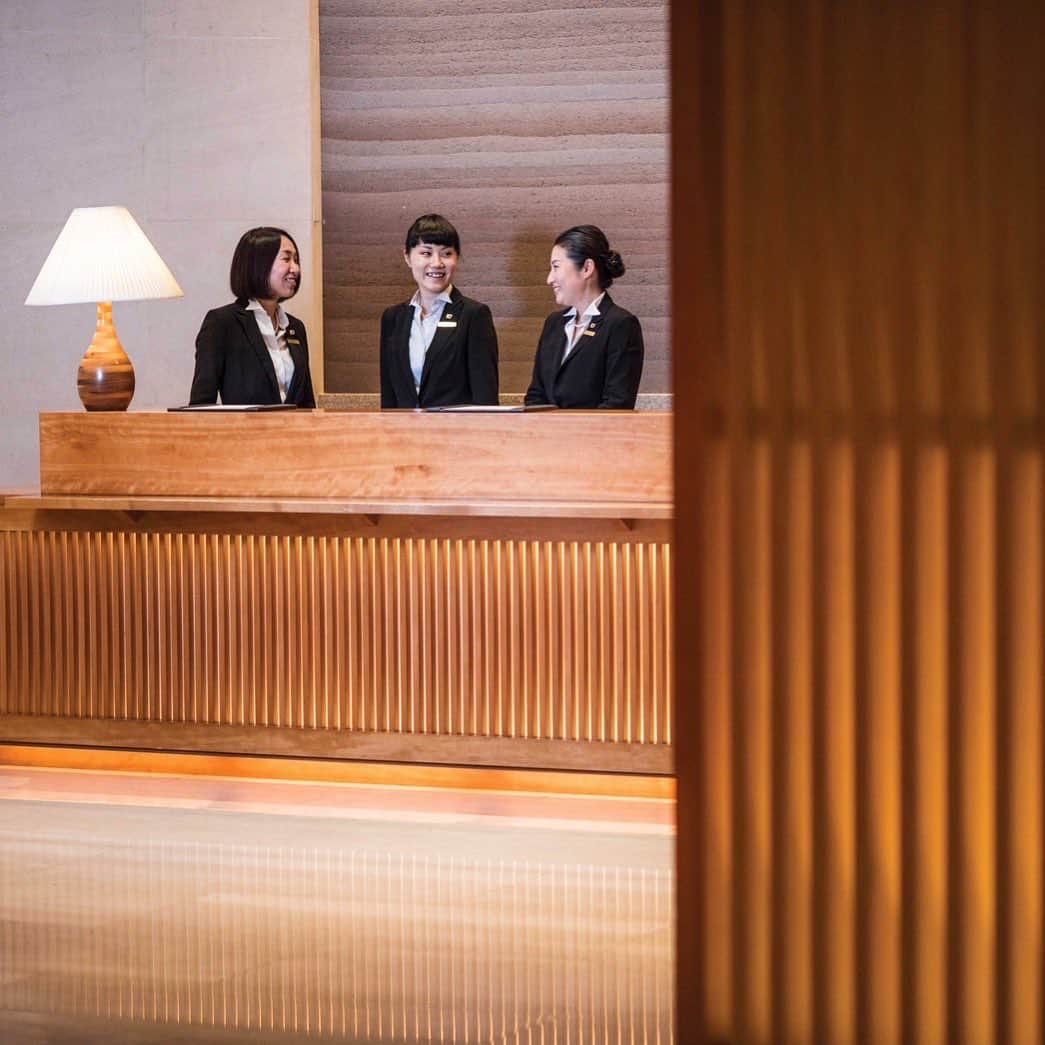 The Peninsula Tokyo/ザ・ペニンシュラ東京さんのインスタグラム写真 - (The Peninsula Tokyo/ザ・ペニンシュラ東京Instagram)「今日は「勤労感謝の日」ですね。皆さま、素敵な祝日をお過ごしください♩  Did you know? November 23rd is Labor Thanksgiving Day in Japan. 🇯🇵 We extend our heartfelt thanks to our incredible team, whose hard work and dedication make our hotel a warm and welcoming place.」11月23日 10時59分 - thepeninsulatokyo