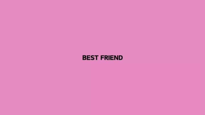 AMIのインスタグラム：「結婚式の投稿続きます🦋 BEST FRIEND達からのサプライズで 大好きなBEST FRIENDを結婚式で大切な友達がみんなで歌ってくれました。 この曲はみんなでカラオケに行くと必ず歌う曲で、思い出の中に必ずある曲。 親友の結婚式でBEST FRIENDをみんなで歌って、更にこの曲がかけがえのない大切な曲になった😌 そんな大切な曲を自分の結婚式でみんなが歌ってくれた瞬間は本当に感激でした😢🤍  このmovieは @ayanon___ が結婚式のために作ってくれた動画😭✨ @es_theshowysteez  打ち合わせやギターも弾いてくれてありがとう🎸 忙しい中みんなでスタジオに入って練習してくれたり、 本当に本当にありがとう✨ (結婚式当日のみんなが歌ってくれてる動画と写真を一緒にアップ出来なかったのでまた別でアップします)  早くから東京に出てきた私にとって 東京で出逢って、色んな時間を過ごした友達が 私の青春でもありました💫 色んな時間を共有してきて、 私の側にいてくれた大切な人達。 楽しい時も 辛い時も 時には喧嘩もしたりしたけど、 ずっと仲良くしてくれてるみんな。  友達って最高だと思わせてくれたみんな。  みんなに出逢えて 本当に幸せです🌹 これからもずっとよろしくね🤝 大好き  @ayaxxamiaya  @achi1029  @chloe.paabo  @ayanon___  @nanami023  @ayakanamba  @es_theshowysteez  @tatsuyatakahashi  @rindayoshiki  @kou_ishimura   #amikennywedding  #BESTFRIEND」