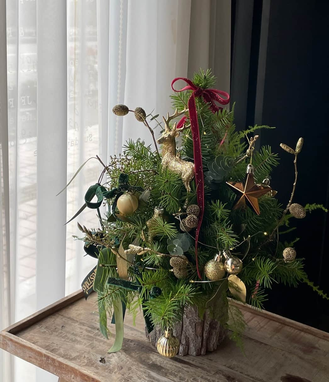 JF flower Shopさんのインスタグラム写真 - (JF flower ShopInstagram)「생화트리 🎄」11月23日 11時41分 - jfflowershop