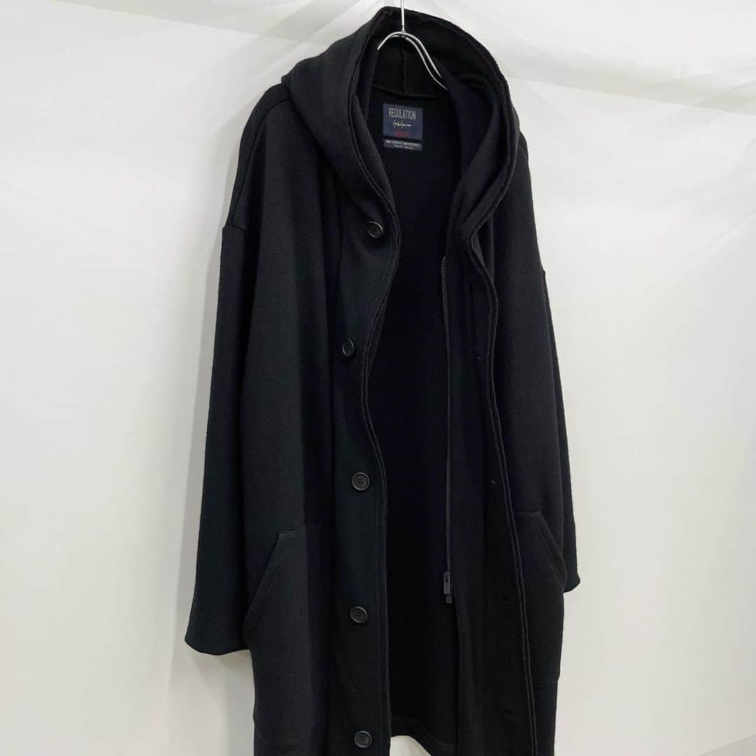 エリミネイターさんのインスタグラム写真 - (エリミネイターInstagram)「AW23 Yohji Yamamoto POUR HOMME “REGULATION” KNIT COAT has arrived at ELIMINATOR store & online. . #yohjiyamamoto #yohjiyamamotopourhomme  #yohjiyamamotohomme #23aw #aw23 #aw23collection #art #work #military #uniform #black #regulation #newcollection #anti #highsnobiety #mensfashion #menswear #eliminator #tokyo #daikanyama #streetfashion #streetstyle」11月23日 11時43分 - eliminator_tokyo