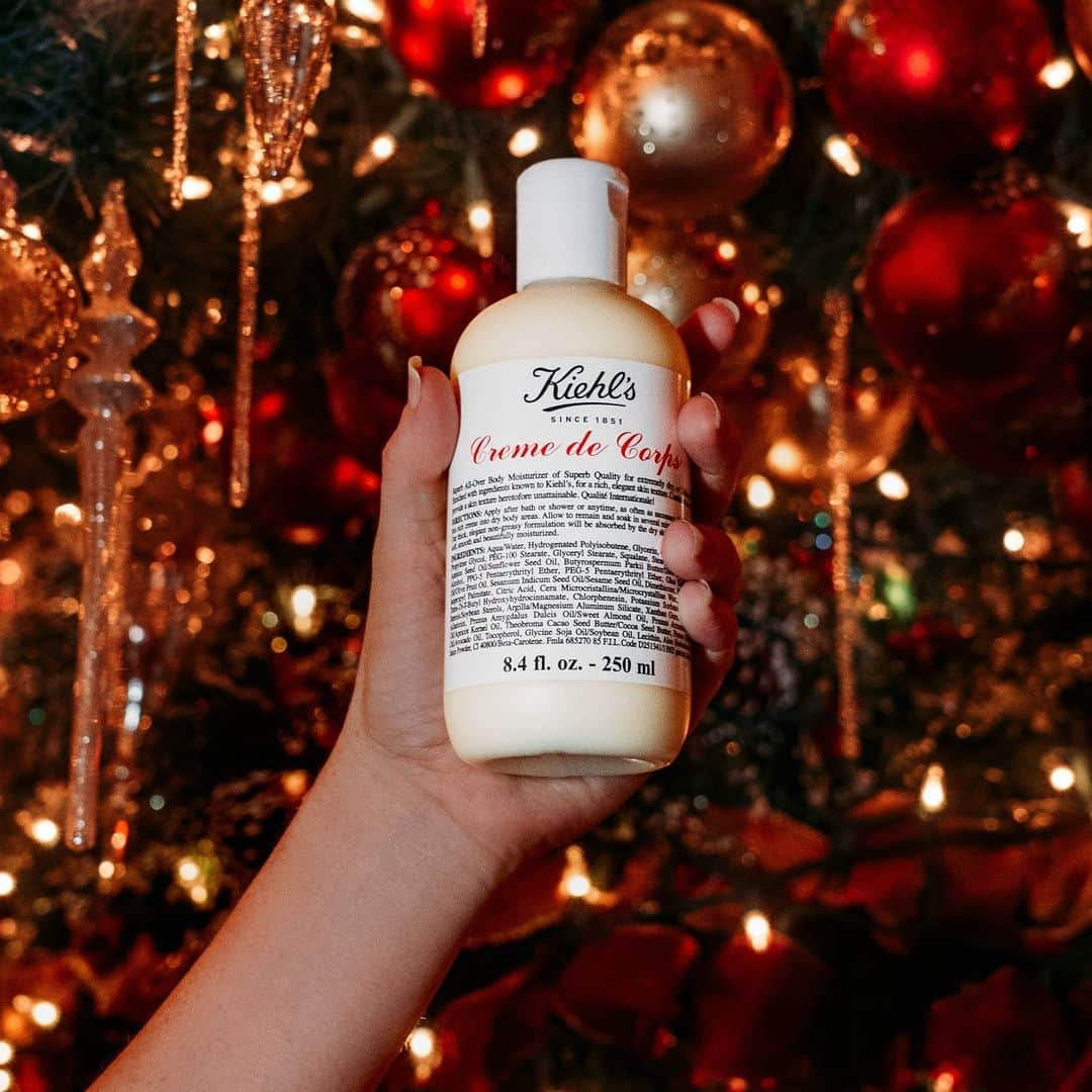 キールズ Kiehl's Japanのインスタグラム：「スキンケアだけでなく、ボディケアもできていますか？ #キールズ クレム ドゥ コールでしっかりと保湿を✨ バターのようにコクのあるテクスチャーで冬の肌も柔らかく。べたつかず使用でき、なめらかな肌へ導きます😉 @kiehlsjp #Kiehls #スキンケア #ボディケア #キールズホリデイ2023」