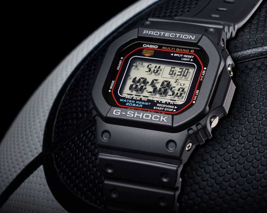 G-SHOCKさんのインスタグラム写真 - (G-SHOCKInstagram)「FOR ALL BASKETBALL LOVERS  G-SHOCK初号機のDNAを色濃く受け継いだ5600シリーズ。アクティビティを妨げないタフネス構造で、新たな高パフォーマンスをあなたに。  ｜B.LEAGUE OFFICIAL TIMEKEEPER G-SHOCKは今シーズンも、オフィシャルタイムキーパーとして「B.LEAGUE」をサポートしています。また、B.LEAGUEを熱く盛り上げる4つのクラブ、アルバルク東京、サンロッカーズ渋谷、宇都宮ブレックス、琉球ゴールデンキングスのオフィシャルパートナーをつとめます。  The 5600 series is strongly inherited from the DNA of the first G-SHOCK. Toughness construction that doesn't interfere with your activities.  | B.LEAGUE OFFICIAL TIMEKEEPER G-SHOCK continues to support B.LEAGUE, the professional men's basketball league as Official Timekeeper. We are also the official partner of four clubs: ALVARK TOKYO, SUNROCKERS SHIBUYA, UTSUNOMIYA BREX and RYUKYU GOLDEN KINGS.  GW-M5610U-1JF DW-H5600-1JR  DW-H5600MB-1JR  #g_shock #5600 #Bリーグ #basketball @b.league_official」11月23日 12時00分 - gshock_jp