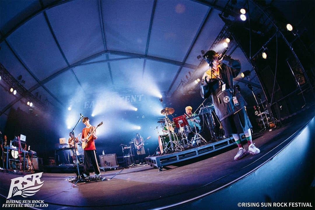 RISING SUN ROCK FESTIVALさんのインスタグラム写真 - (RISING SUN ROCK FESTIVALInstagram)「🎸📸アーティストフォトギャラリー公開📸🎸  #RSR23 出演アーティストのフォトギャラリー公開しました！ 今年の暑くて熱かった夏を写真でもう一度✨  RSR2023公式サイトで公開中❗️  #EARTHTENT  #ストレイテナー  #くるり  #PEOPLE1  #yama  #TaniYuuki  #SHISHAMO」11月23日 12時00分 - rsrfes