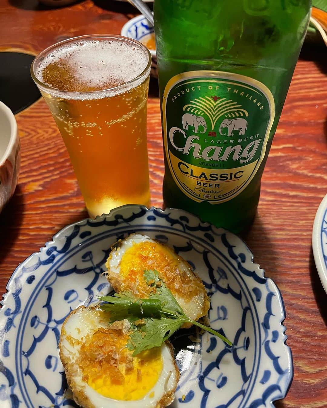 のインスタグラム：「タイ料理大好き😋食べ過ぎ呑み過ぎ😅 大満足‼️  #Asian Dining Chang #タイ料理 #藤ちゃん #藤崎靖啓 #フリーアナウンサー #土佐酒アドバイザー」