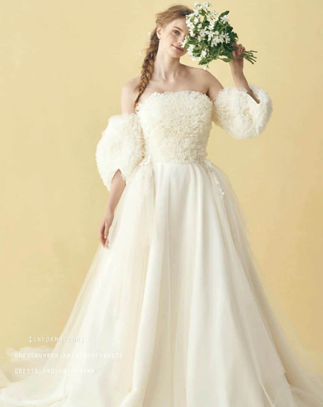 ♡プラコレWedding·⋆*さんのインスタグラム写真 - (♡プラコレWedding·⋆*Instagram)「.  @placole_dressy【#DRESSY花嫁 】 【#プラコレ】をつけて投稿&フォローしてね♩ . ＝＝＝＝＝＝＝ . 上品で洗練された印象に✨ 純白のウェディングドレス🤍  ウェディングドレスも"白"のバリエーションや 形、素材の違いでがらりと印象が変わります💭  あなたはどのウェディングドレスが好きですか？  . 1枚目【🪞】 2枚目【🤍】 3枚目【🪄】 4枚目【👑】 5枚目【👗】 6枚目【✨】 . ＝＝＝＝＝＝＝＝ 👗photo by... @kiyoko_hata さま @isamumorita136 さま @primacara_jp さま @jillstuartwedding_ さま @mariarosa_wedding_official さま @matsuo.japan_official さま ＝＝＝＝＝＝＝＝ . 『#DRESSY花嫁』『#プラコレ』の ハッシュタグをつけて写真をUPしてね✦ 花嫁アプリ『DRESSY by プラコレ』の 記事に掲載＆リグラムされるかも♩ . みなさまからのいいねや保存 コメントをお待ちしています♥️ 「このウェディングドレス可愛い！」 「ヘアスタイルも気になる！！」 「今の花嫁さんの流行りは！？」etc. . ＝＝＝＝＝＝＝＝ 花嫁アプリでは、 プロのアドバイザーに結婚式の相談を何度でも♡ ウェディングドレスの記事や、 自分のウェディングレポを残せちゃう♡” . >>>TOPのURLからcheck ⋈ @placole_dressy >>>結婚のご相談は プラコレウェディングアドバイザーへ♡ @wedding_adviser >>>ウェディングレポを残したいなら、 farny by プラコレをcheck ✎ @farny_wedding >>>花嫁準備に欠かせないアイテムをお探しなら placole & dressy Beauty をcheck ❁ @dressy_beauty_ >>>素敵なドレスに出会いたい花嫁さま♡ @dressyonline_をcheck >>>おしゃれなファミリーフォトは ドレシーベイビーをcheck 𓏸 @dressy.baby >>>鎌倉にOPEN”お花とドレスと紅茶のカフェ” @dressyroom_teaをcheck𓌉𓇋 >>>名古屋にOPEN”ウェディング体験型カフェ @dressycafe_nagoya をcheck𓌉𓇋 . ＝＝＝＝＝＝＝＝＝＝＝＝＝＝＝＝ . #一度きりの人生一度は魔法にかけられて #花嫁 #卒花嫁 #結婚 #結婚式 #試着レポ #farnyレポ #2023秋婚 #2023冬婚 #2024春婚 #2024夏婚 #カラードレス試着 #ドレス試着 #ドレス試着レポ #ドレス選び #カラードレス #カラードレス迷子 #ウェディングドレス #ドレス迷子 #ドレスフォト #ウェディングフォト #チュールドレス #ボリュームドレス #サテンドレス」11月23日 12時17分 - placole_dressy