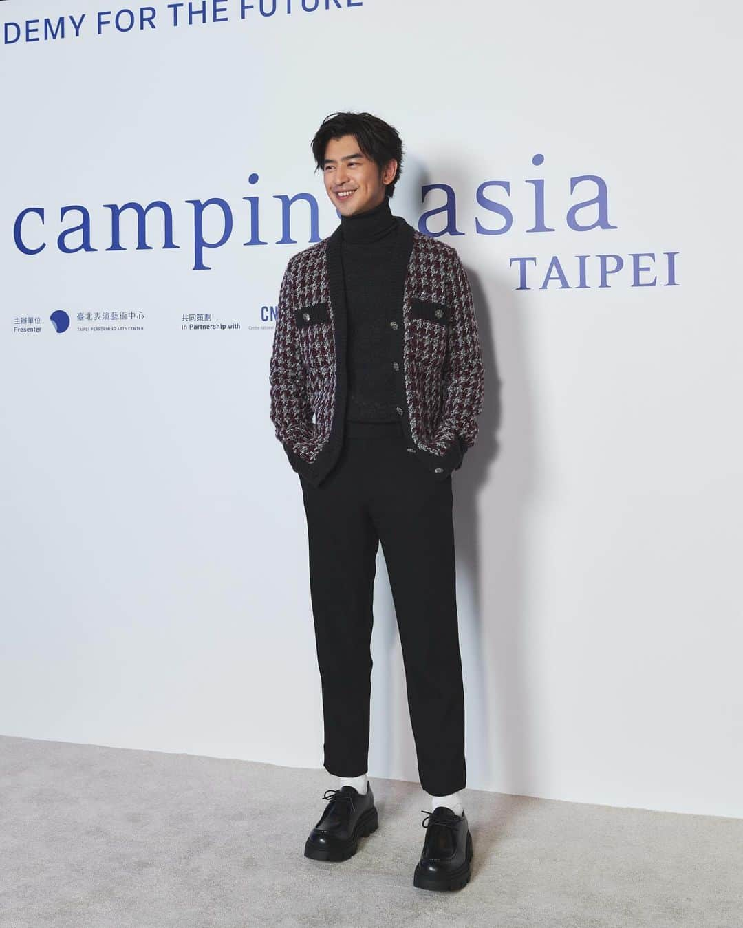 チェン・ボーリンさんのインスタグラム写真 - (チェン・ボーリンInstagram)「Camping Asia 2023 Taipei ✨ 當晚在台北表演藝術中心， 由香奈兒支持的藝文活動Camping Asia 2023熱烈開幕，來自世界各地的藝術家、策展人、舞者、學生齊聚一堂，為期12天的精彩活動每晚都有引領全球當代藝術的售票表演open for all!  以表演藝術為核心，帶來跨文化、跨世代、跨領域的交流！讓學生與各領域藝術家激盪創意觀念，遇見更多未來的可能性與機會！  @chanelofficial  #2023CampingAsia #CHANEL」11月23日 12時42分 - chenbolin