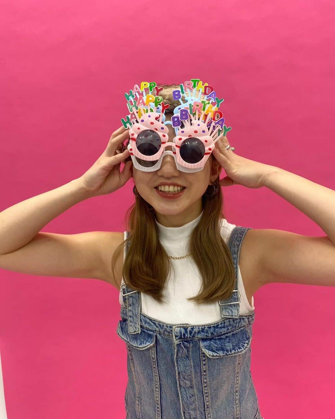 竹内朱莉さんのインスタグラム写真 - (竹内朱莉Instagram)「26歳になりました！！！ 目覚ましかけずに寝れるだけ寝て最高な気分です⏰ 楽しい一年を過ごしたいと思います✌️  #happybirthday」11月23日 12時49分 - akari_takeuchi.official