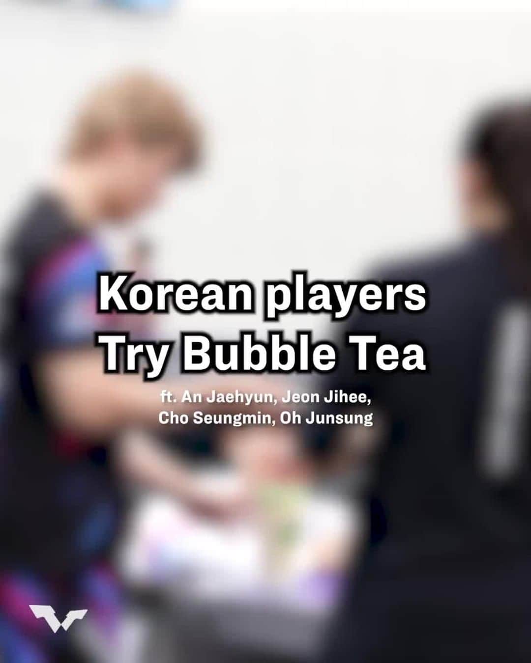 ITTF Worldのインスタグラム：「Who doesn't like a nice cold treat after a day of #TableTennis training? 🧊💪 ⁠ ⁠ The Korean team was spotted getting in a "heated debate" about Bubble Tea back at #WTTLanzhou - what's your go-to order! 👀🧋⁠ ⁠ #PingPong」