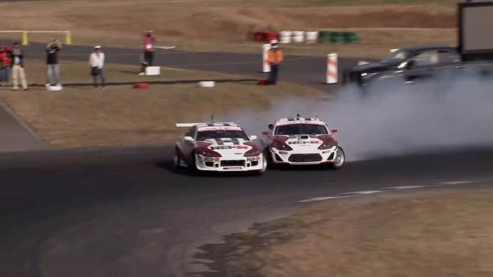 日比野哲也のインスタグラム：「Insanity. Final 4 first run between @fredricaasbo & @hibinojyuku 🤯   #RSRDF23 #FormulaDRIFT」