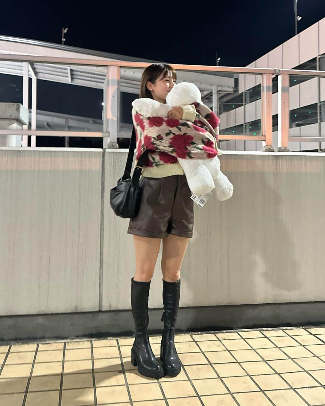 森高愛さんのインスタグラム写真 - (森高愛Instagram)「#森高のお洋服 with ベイちゃん」11月23日 13時41分 - ai_moritaka_official