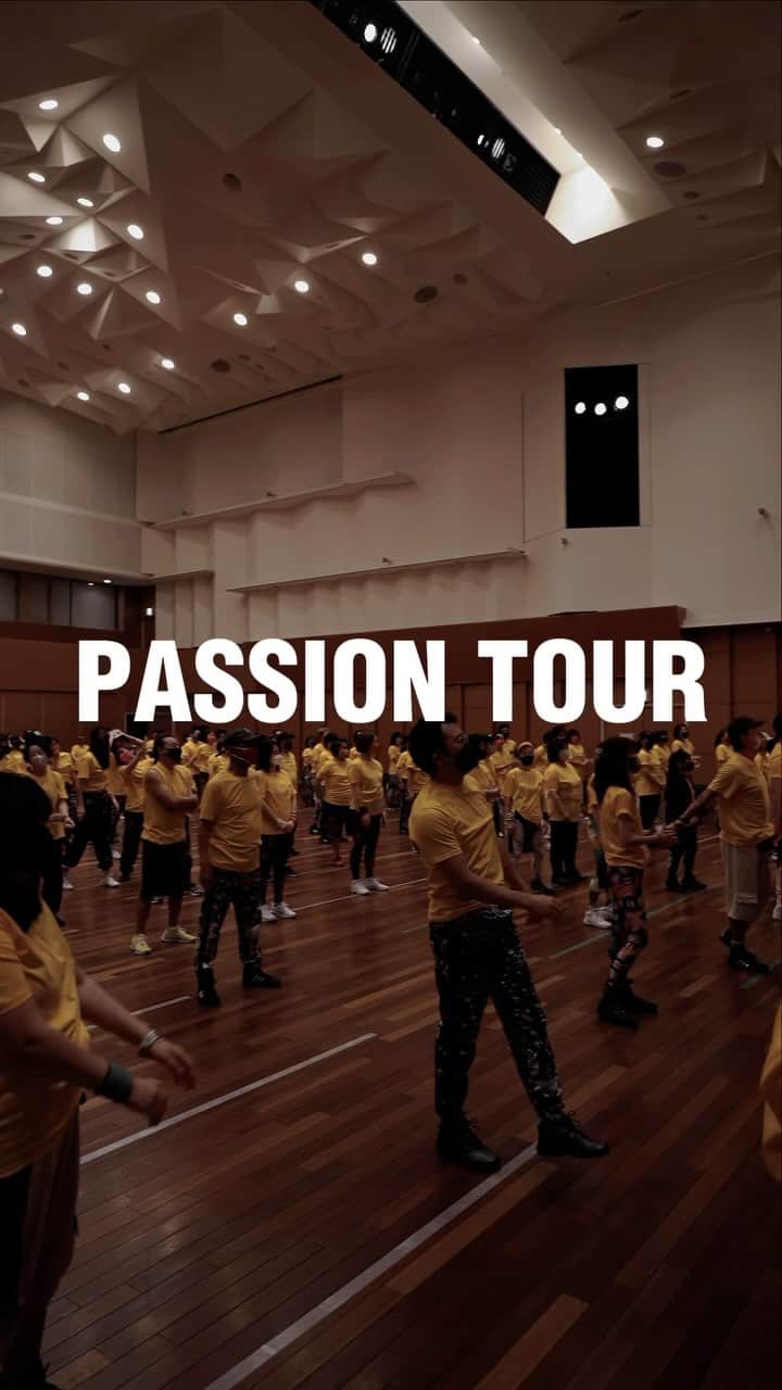 グレイス・カサリーノのインスタグラム：「Passion Tour 2023 関西❤︎  今年も全国4か所で開催される passion tour❤︎  12月24日(日)は関西地区（大阪）で Dance with "Smiles"and Passion ❤︎  passion tour 2023のファイナル開催となる こちらのイベント！ お早めのお申し込みがおすすめです❤︎  12月6日までのお申込みには、 限定グッズがあります❤︎  ソールドアウトになる前に！ 詳しい情報は 無料の結アプリから❤︎   @grace.casalino  @campbell._.japan  @sei_yukiko  @natsumi.d.k.r  @jin.725725  @fuku.line88  @julie_ck17  @miki123dance  @sei.yuko.smile  @tommy9295  @asuuun3  @ryon.h.jpn  @kanateeen   #salsationjapan #salsationfitness #salsationlove #dance #fitness #meraki #ubuntu #ikigai #love」