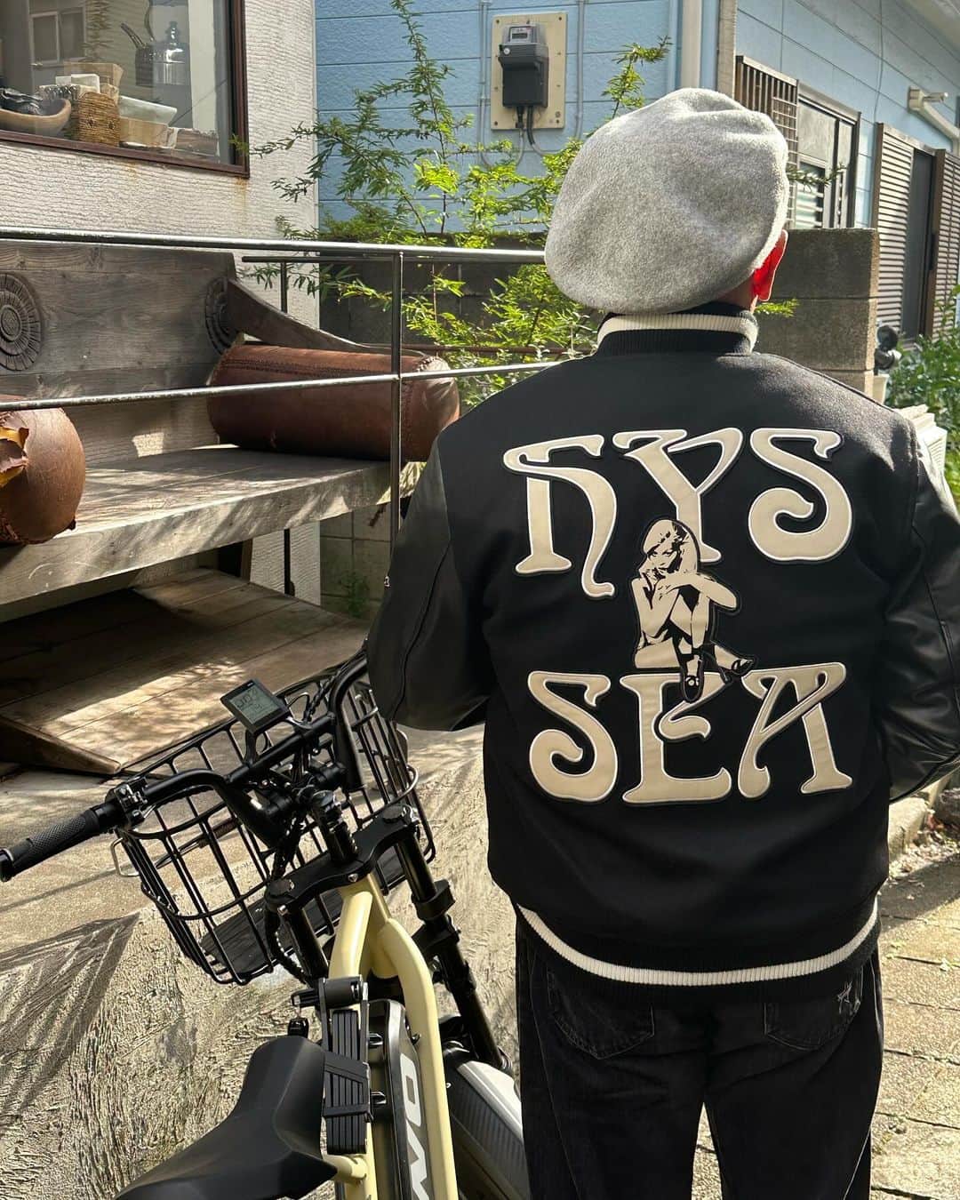 熊谷隆志さんのインスタグラム写真 - (熊谷隆志Instagram)「This year. I chose black! I like it! @hystericglamour_tokyo  @windandsea_wear  @wo_bikes」11月23日 14時51分 - takashikumagai_official