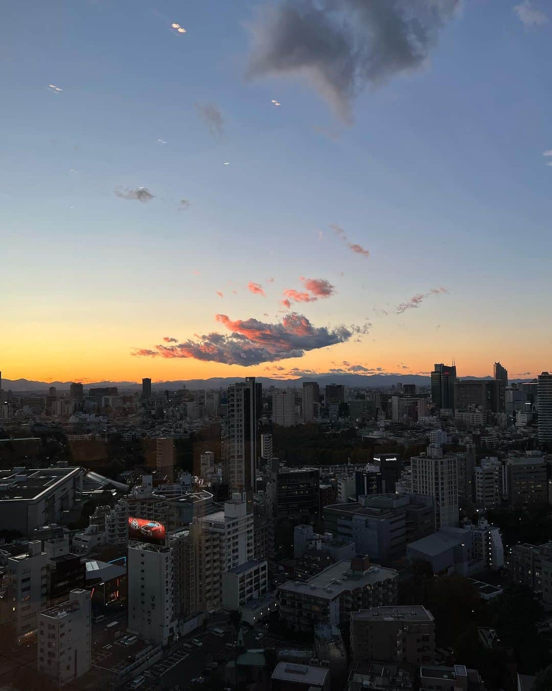 大谷凜香さんのインスタグラム写真 - (大谷凜香Instagram)「この秋、毎日ラテカラー着てる🤍🤎」11月23日 18時30分 - rinka_ootani